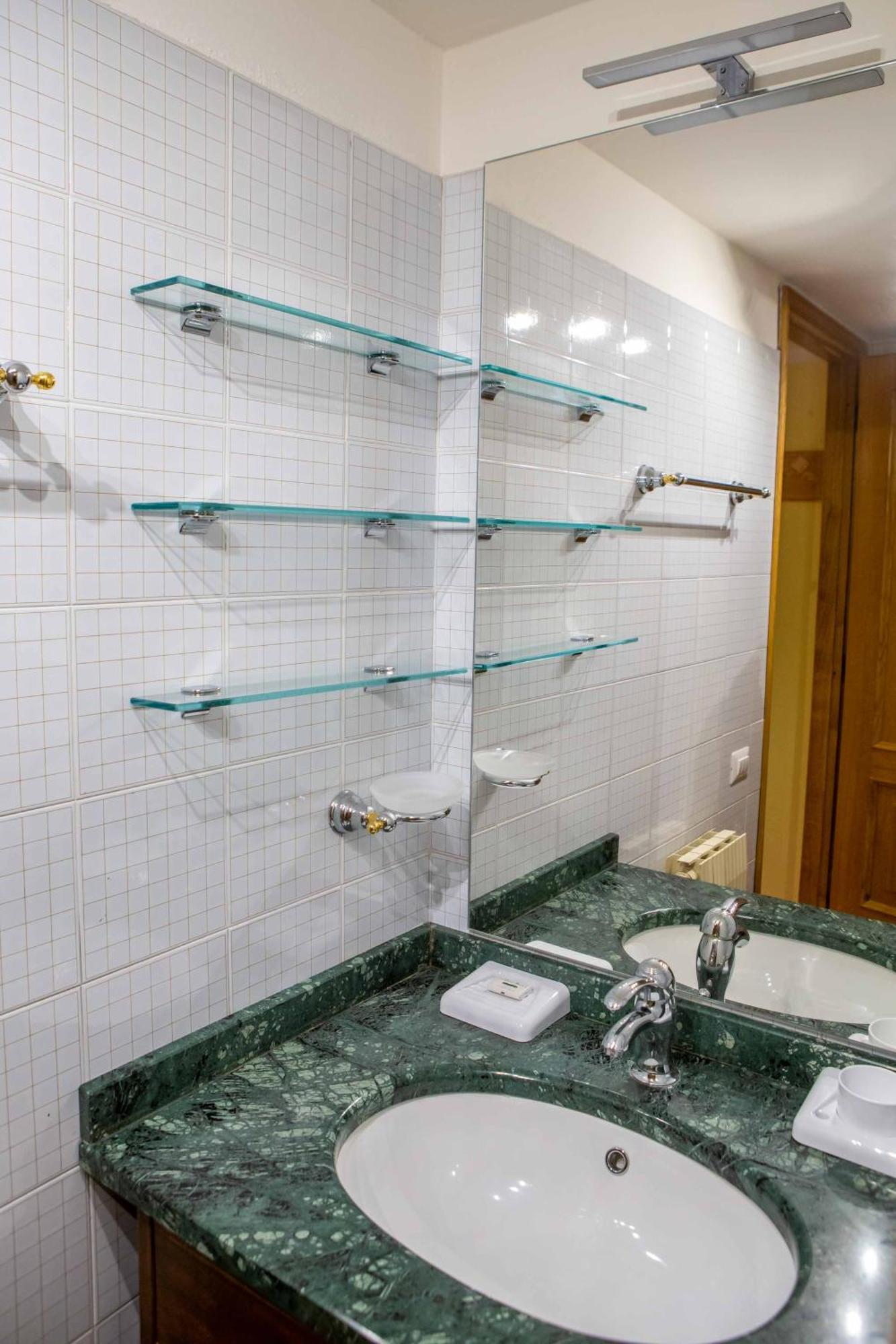 Cervinia Apartment เบรยล์-แชร์วิเนีย ห้อง รูปภาพ