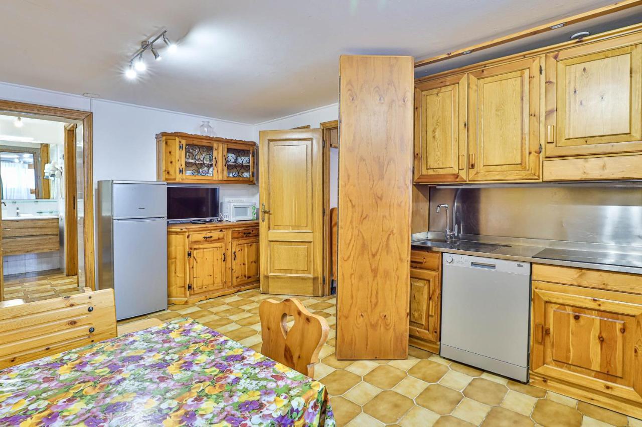 Cervinia Apartment เบรยล์-แชร์วิเนีย ภายนอก รูปภาพ