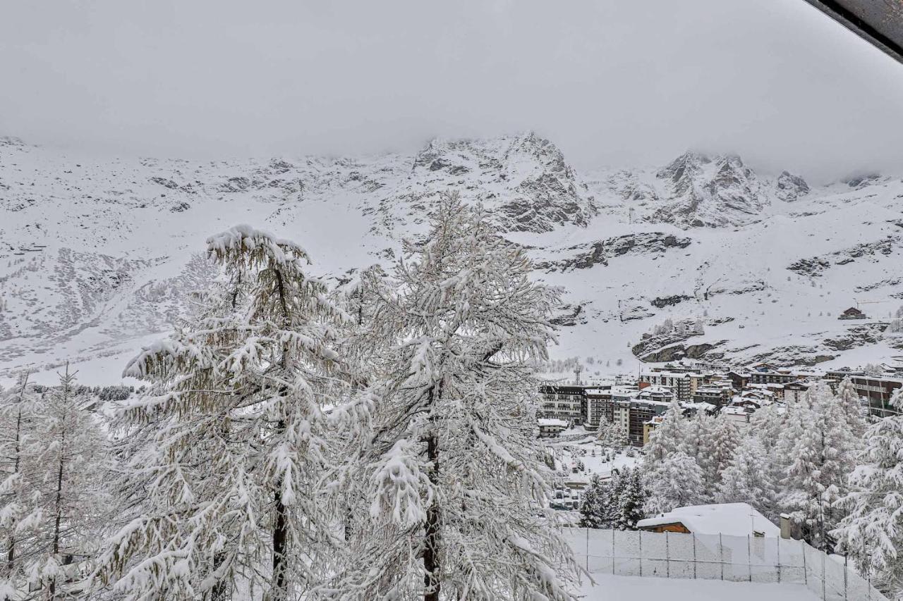 Cervinia Apartment เบรยล์-แชร์วิเนีย ภายนอก รูปภาพ