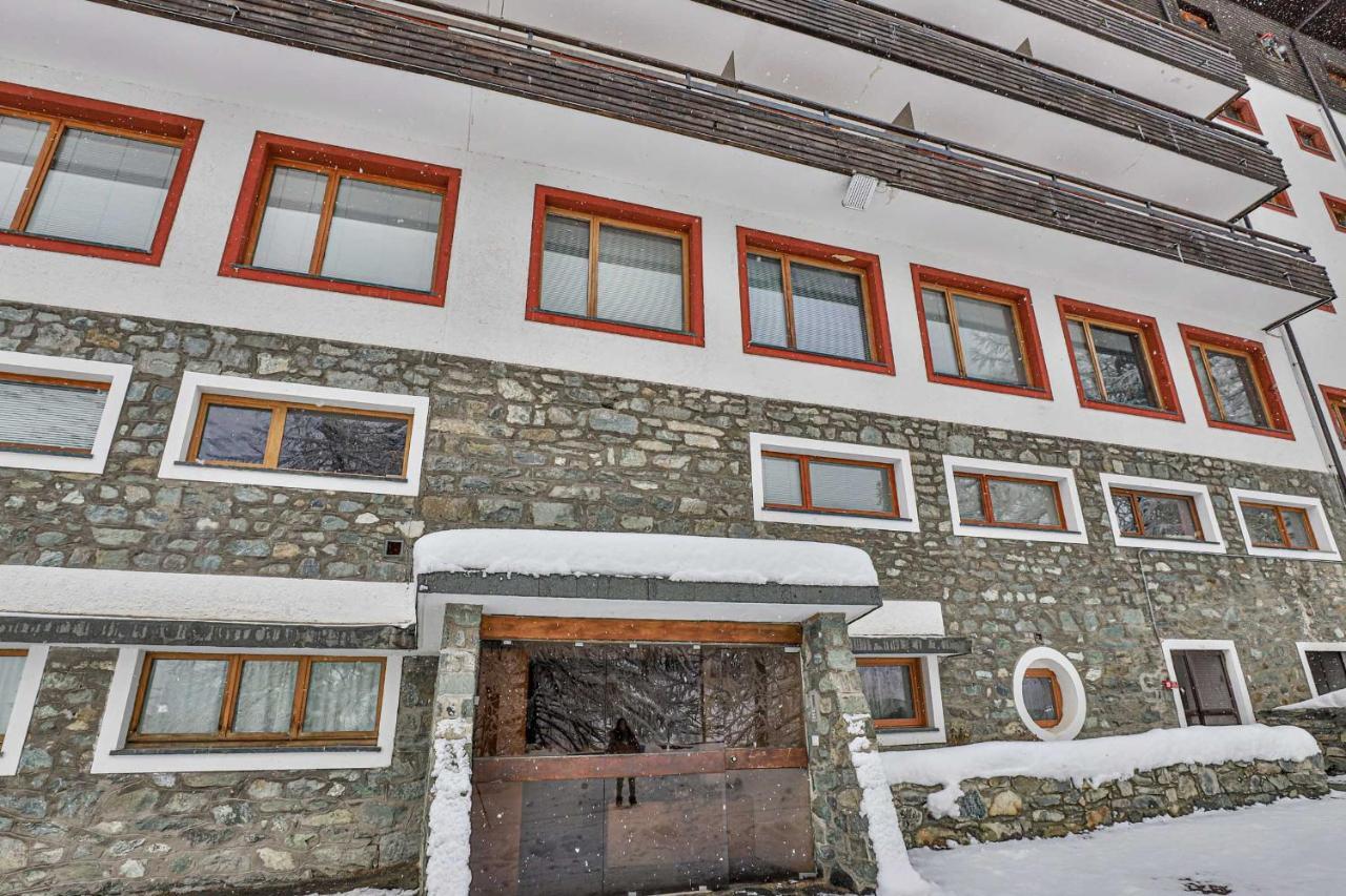 Cervinia Apartment เบรยล์-แชร์วิเนีย ภายนอก รูปภาพ