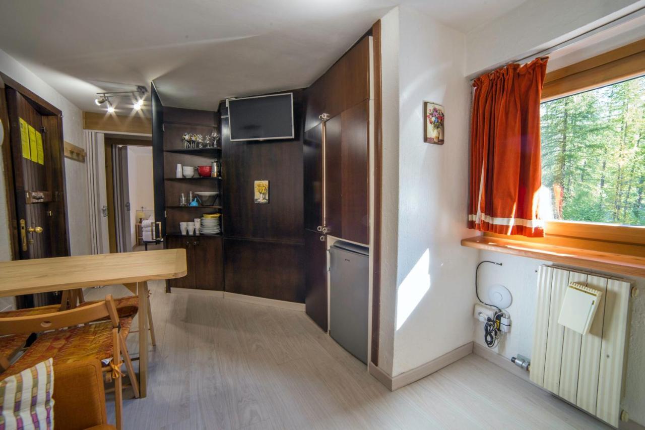 Cervinia Apartment เบรยล์-แชร์วิเนีย ภายนอก รูปภาพ